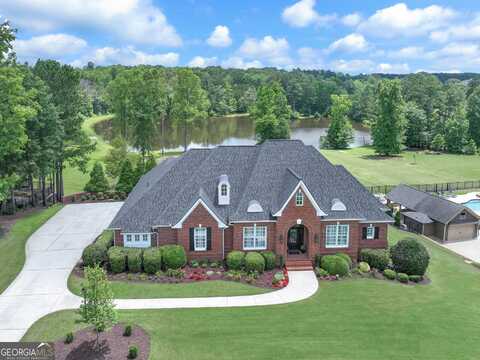 377 Beaumont Farms Drive, Sharpsburg, GA 30277