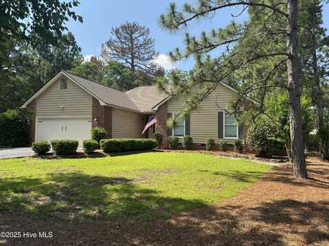 215 Surry Circle Circle N, Pinehurst, NC 28374
