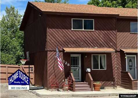 128 Sweetwater, Lander, WY 82520