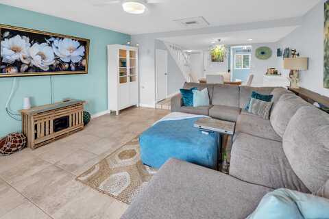 40 High Point Road, Plantation Key, FL 33070