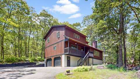 158 Wild Meadow Drive, Milford, PA 18337