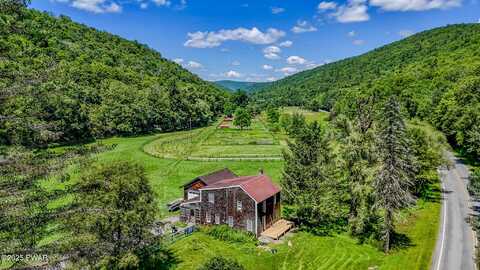 2793 Crosstown Highway, Starlight, PA 18461