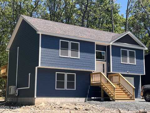 105 Brownstone Drive, Milford, PA 18337