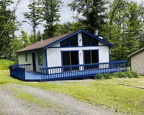 110 Parkwood Drive, Lake Ariel, PA 18436