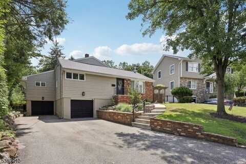 19 Winding Way, Cedar Grove, NJ 07009