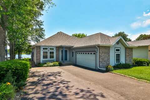 930 NE CANDLEWICK, POPLAR GROVE, IL 61065