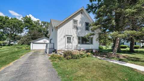 423 W Madison, BELVIDERE, IL 61008