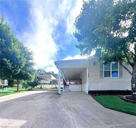 1518 Cherokee TR, Van Buren, AR 72956