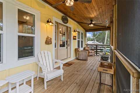 5328 Riverside Drive, Yankeetown, FL 34498
