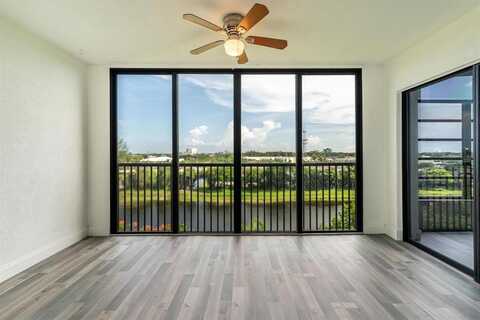 2200 S Cypress Bend Dr, Pompano Beach, FL 33069