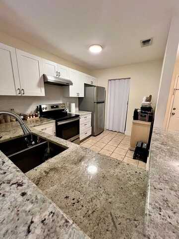 11233 W Atlantic Blvd, Coral Springs, FL 33071