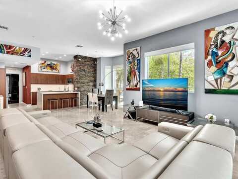 733 NE 4th Ave, Fort Lauderdale, FL 33304
