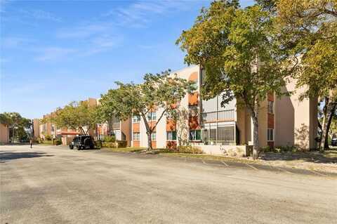 8280 SW 24th St, North Lauderdale, FL 33068