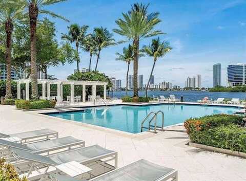 3205 NE 184th St, North Miami Beach, FL 33160