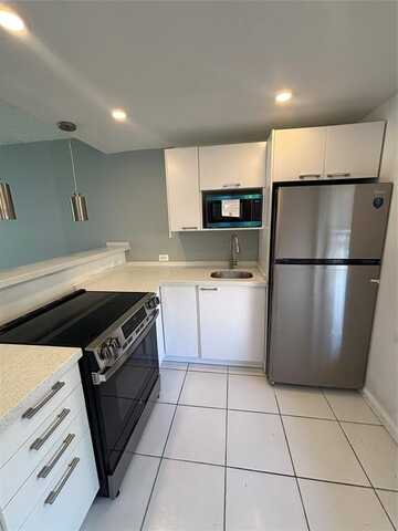 6200 NW 62nd St, Tamarac, FL 33319