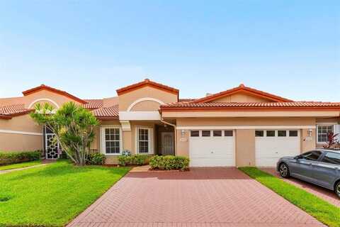 9830 Malvern Dr, Tamarac, FL 33321