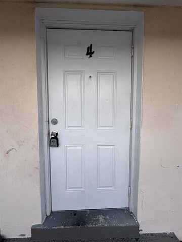 405 6th Ave, Lake Worth, FL 33460