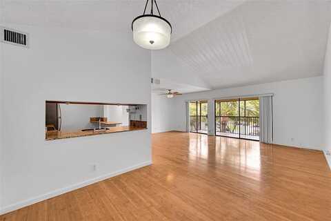 3007 N Oakland Forest Dr, Oakland Park, FL 33309