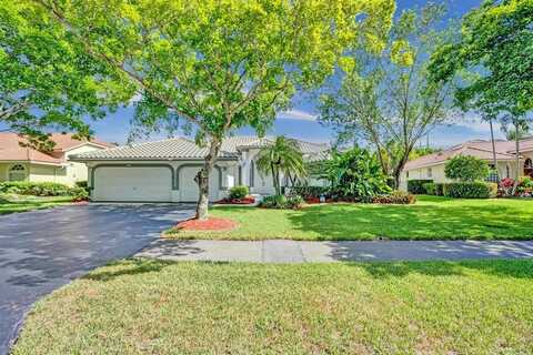 4863 Kensington Cir, Coral Springs, FL 33076