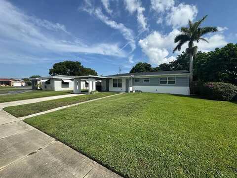 7571 Eaton St, Hollywood, FL 33024
