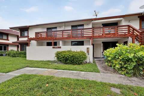 615 NW 210th St, Miami Gardens, FL 33169