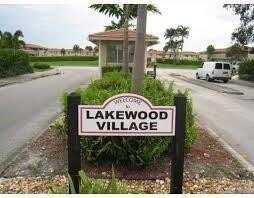841 Twin Lakes Dr, Coral Springs, FL 33071