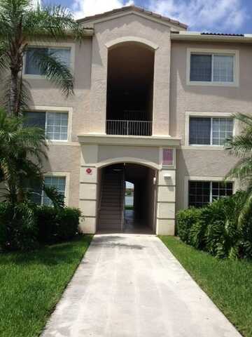 5045 Wiles Rd, Coconut Creek, FL 33073