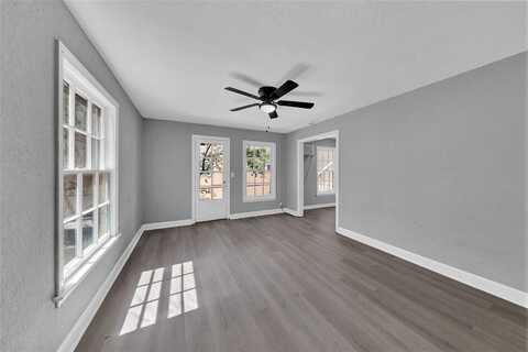 325 N Federal Hwy, Lake Worth, FL 33460