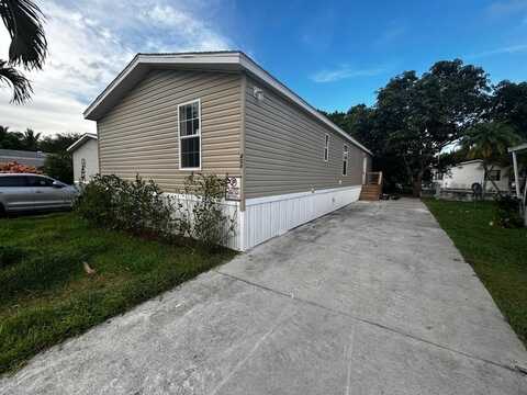 404 NW 134th Ave, Plantation, FL 33325