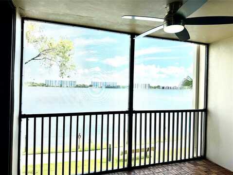 117 Lake Emerald Dr, Oakland Park, FL 33309