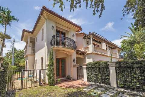 2727 NE 20 CT, Fort Lauderdale, FL 33305
