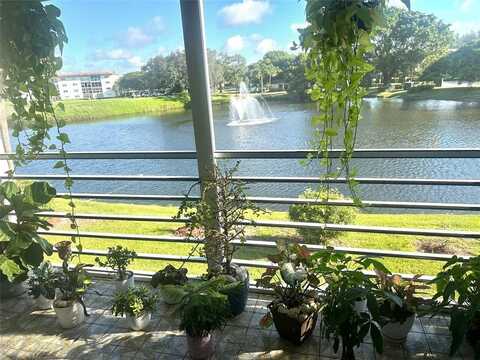 4301 Martinique Cir, Coconut Creek, FL 33066
