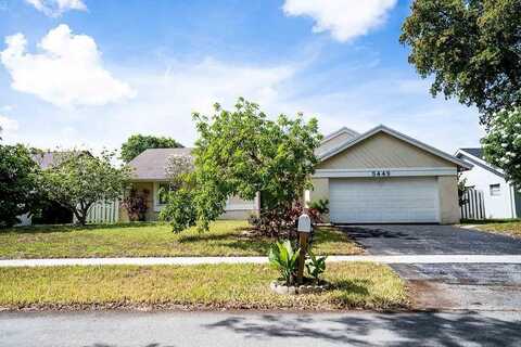 5449 NW 56th Ct, Tamarac, FL 33319