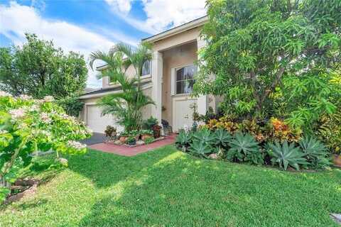 5524 NW 55th Dr, Coconut Creek, FL 33073