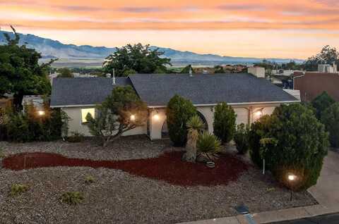 402 CABEZA NEGRA Drive SE, Rio Rancho, NM 87124