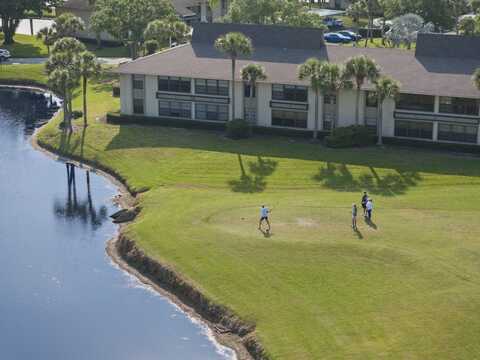 45 Plantation Drive unit: 205, Vero Beach, FL 32966