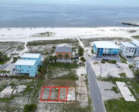 119 42nd St, Mexico Beach, FL 32456