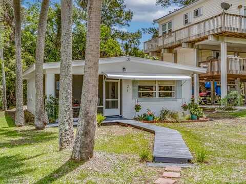 21 West Point Dr, Crawfordville, FL 32327