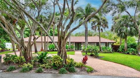 4 Copaire Road, Sewalls Point, FL 34996