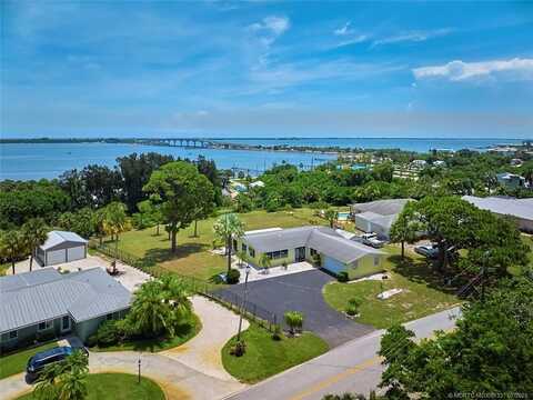 4133 NE Skyline Drive, Jensen Beach, FL 34957