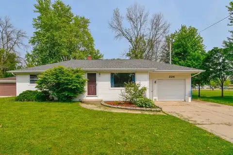 224 LINCOLN Street, PULASKI, WI 54162