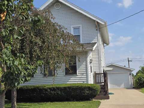 141 DOUGLAS Street, NEENAH, WI 54956