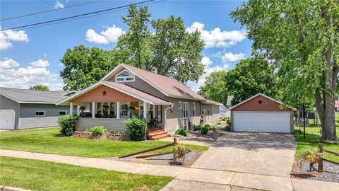 405 S Urberg Avenue, Blair, WI 54616