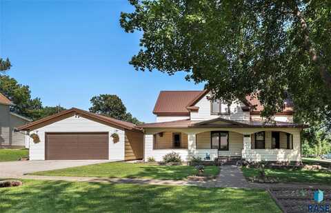 401 Dakota St, Alcester, SD 57001