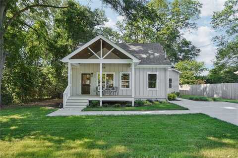 1036 Dell Avenue SE, Smyrna, GA 30080