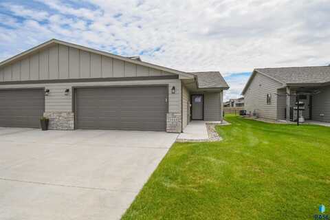 1115 E Ryan Dr, Tea, SD 57064