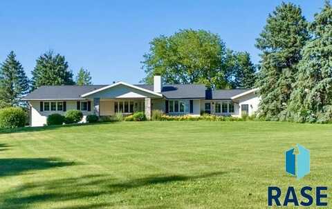 48156 268th St, Brandon, SD 57005