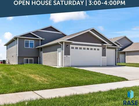 911 Birch St, Harrisburg, SD 57032