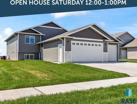 911 Birch St, Harrisburg, SD 57032
