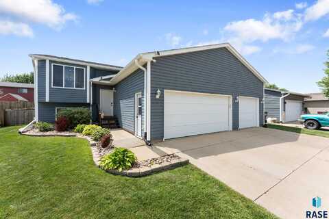 605 S Whitewood Ave, Sioux Falls, SD 57106